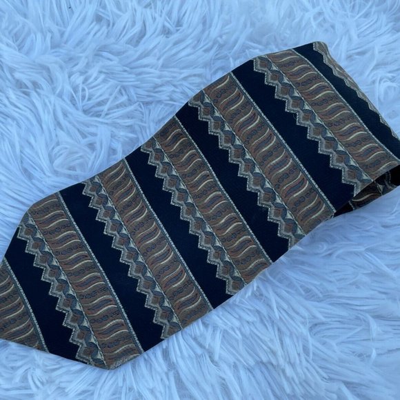 Geoffrey Beene Men Tie 100% Silk Neck Tie Classic Ties Made in USA - Picture 6 of 12